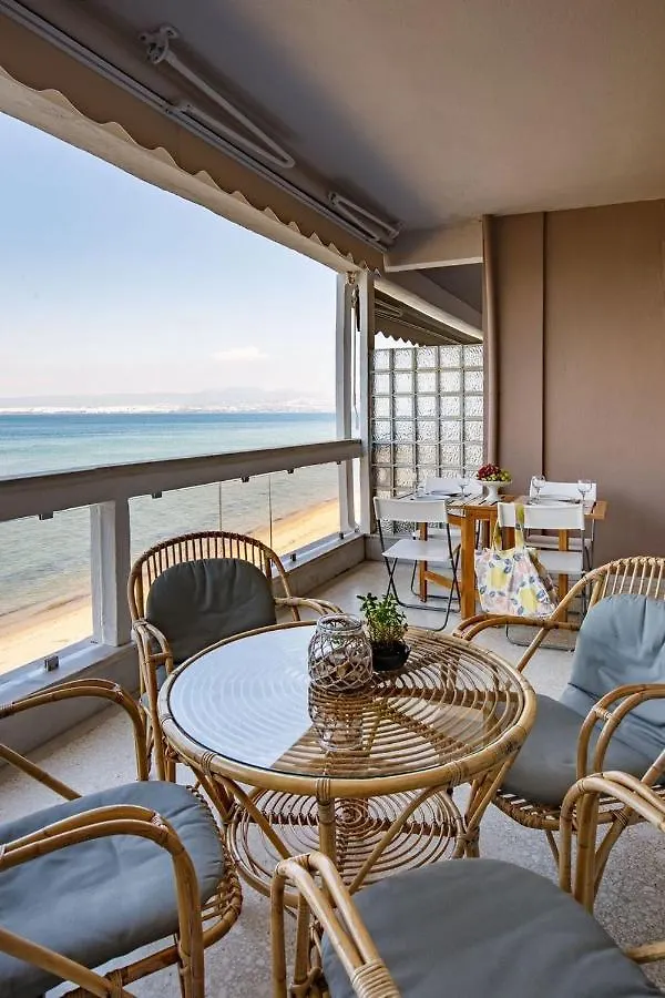 Metaxa Seafront Apartment Peraia
